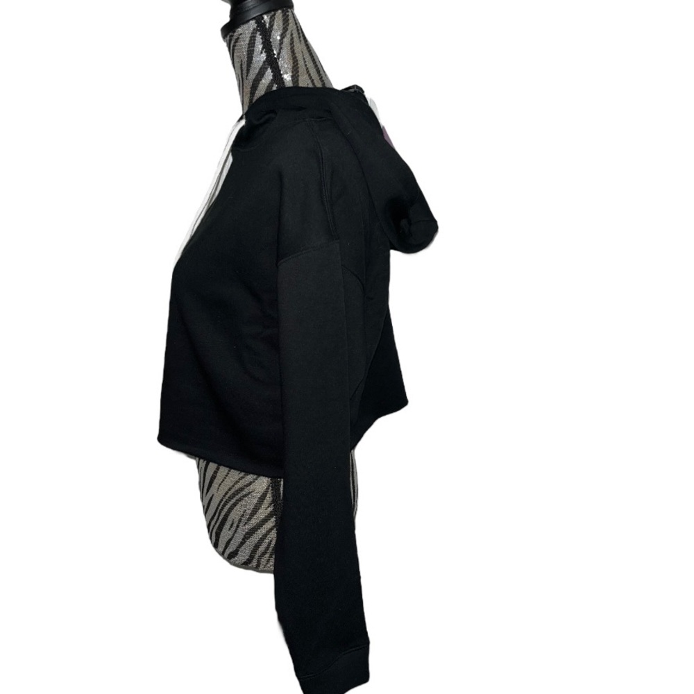 Black crop hoodie - Picture 2 of 4